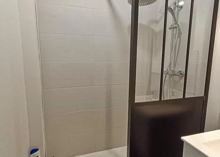 La Belle Aude Climatise Carcassonne