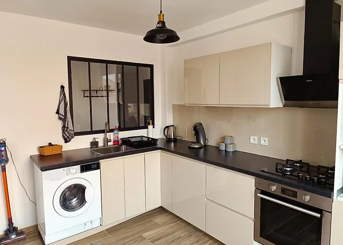 La Belle Aude Climatise Carcassonne